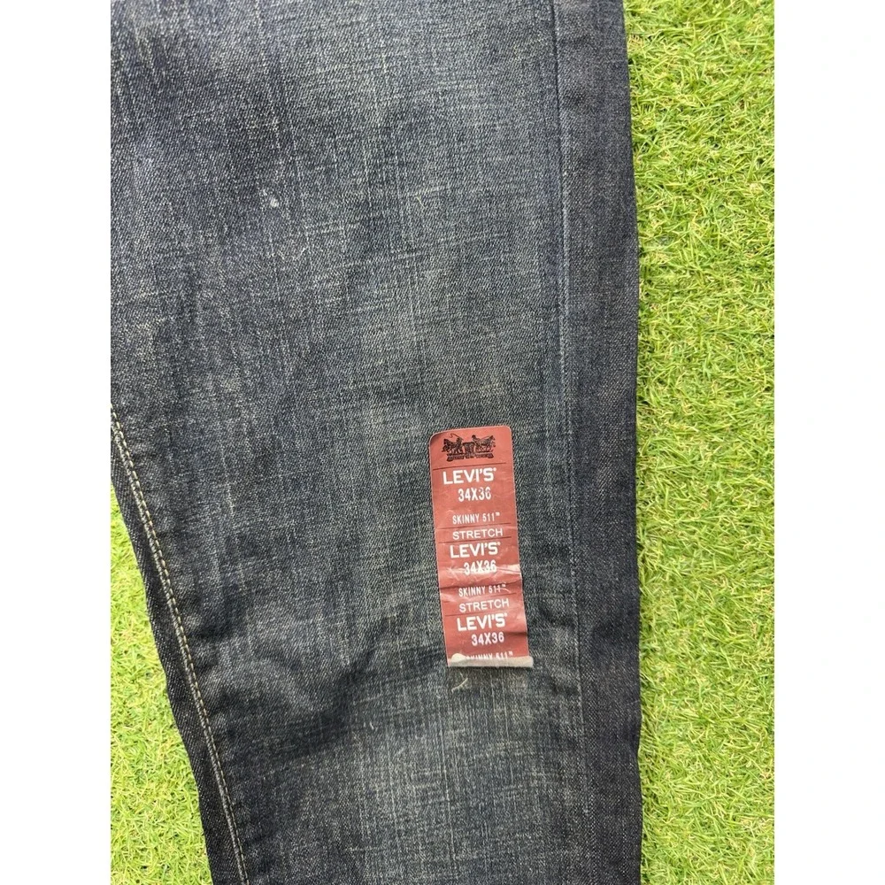 Levis shop confidence